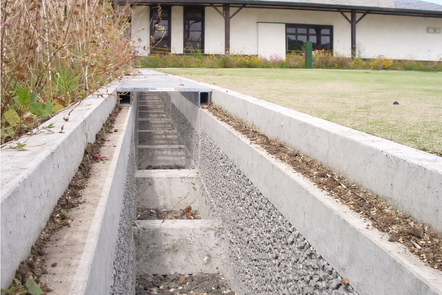 旧室蘭駅舎公園造成工事 施工写真1